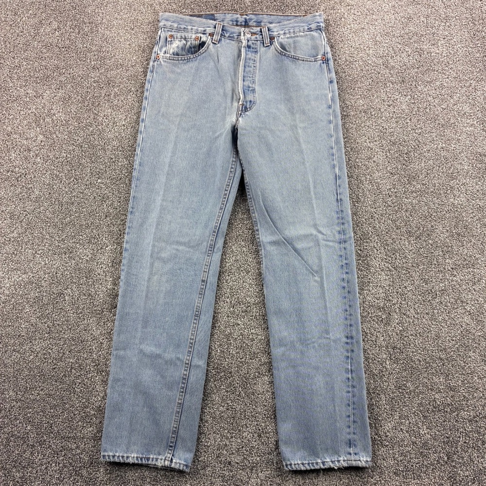 Vintage Levi's 501 Jeans Mens 32x32 Blue Light Wash USA Made Straight Distressed